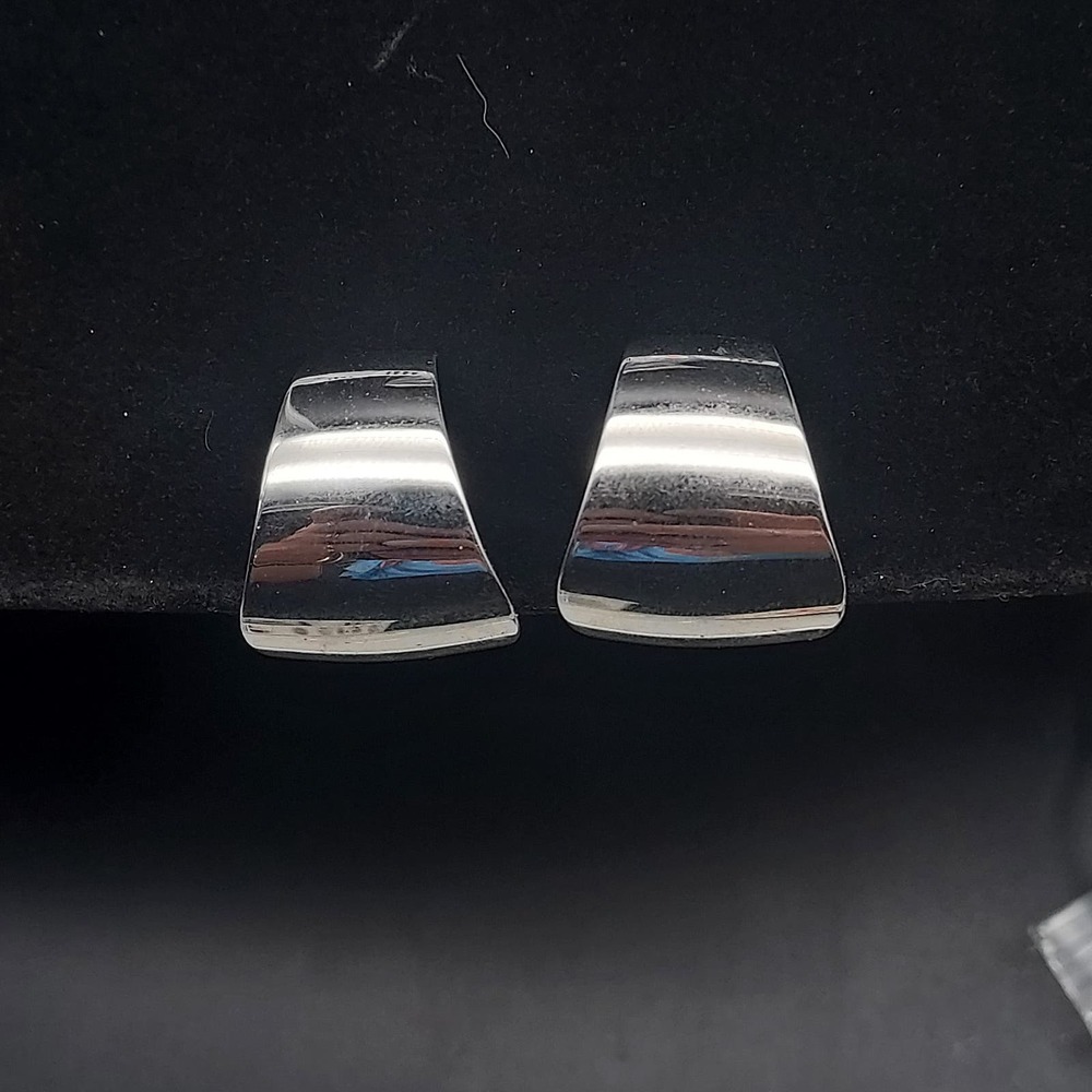 Sarah Coventry Silver Tone Clip On Hoop Earrings Vintage‎ Signed Costume Jewelry
